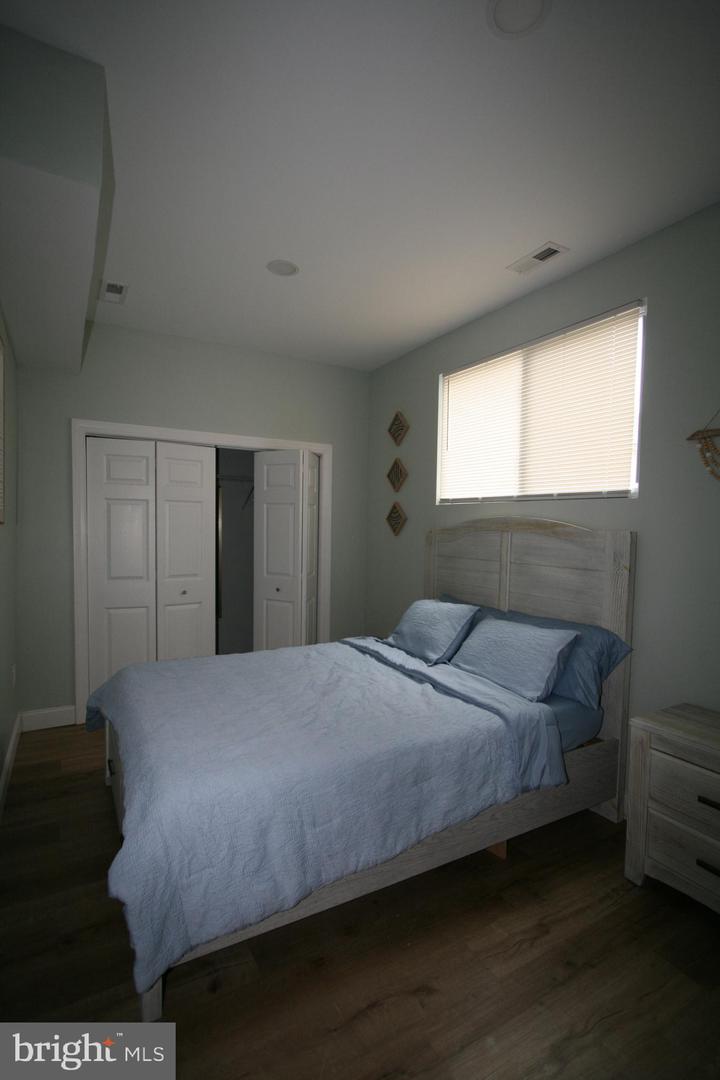 236 Glenn St Property Photo 53