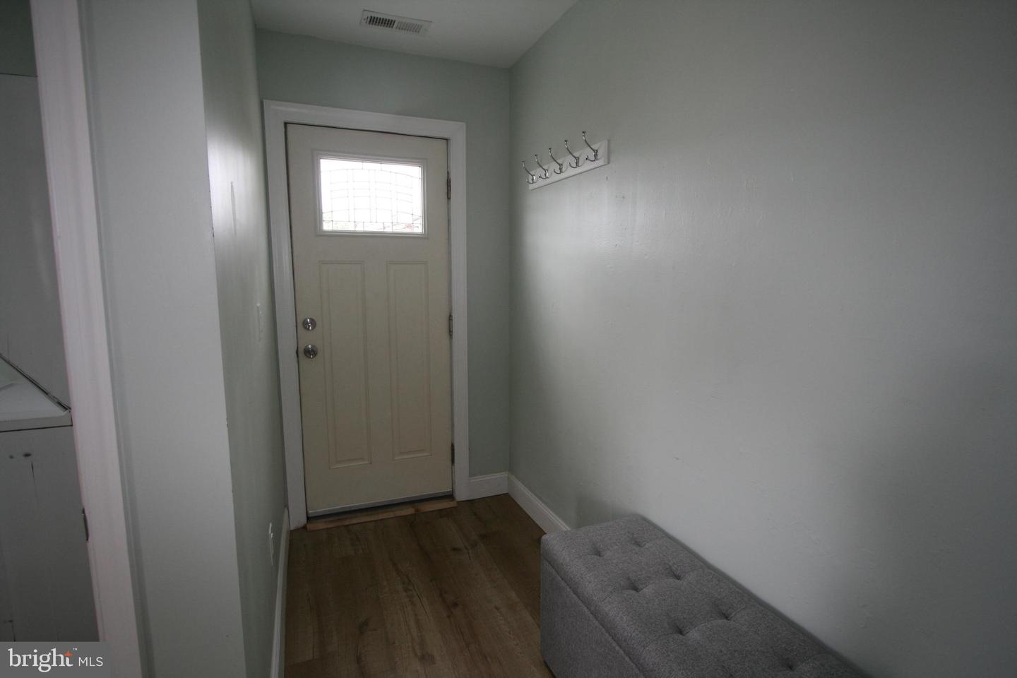 236 Glenn St Property Photo 82