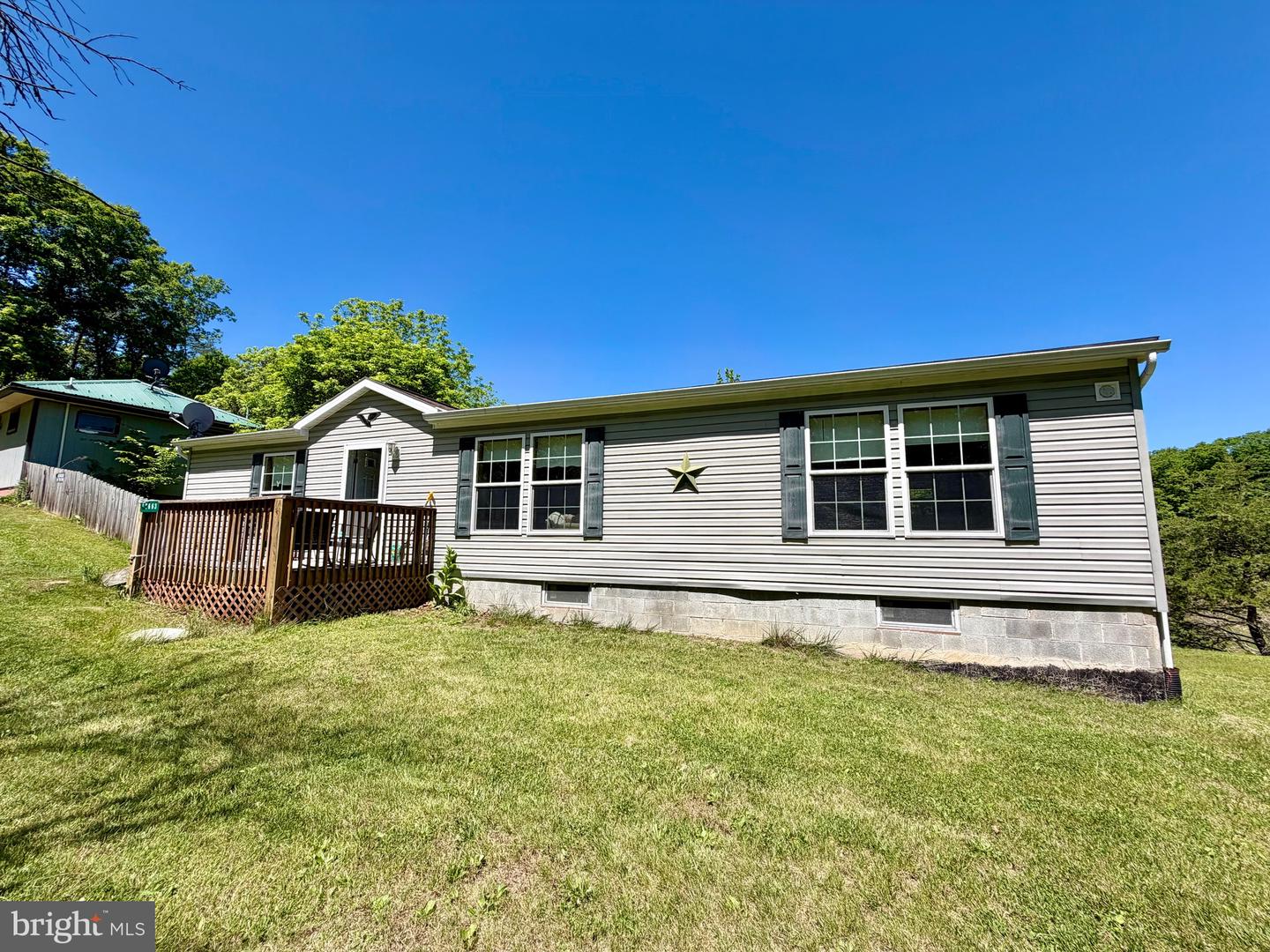 12663 Saint Patricks Rd Se Property Photo 3