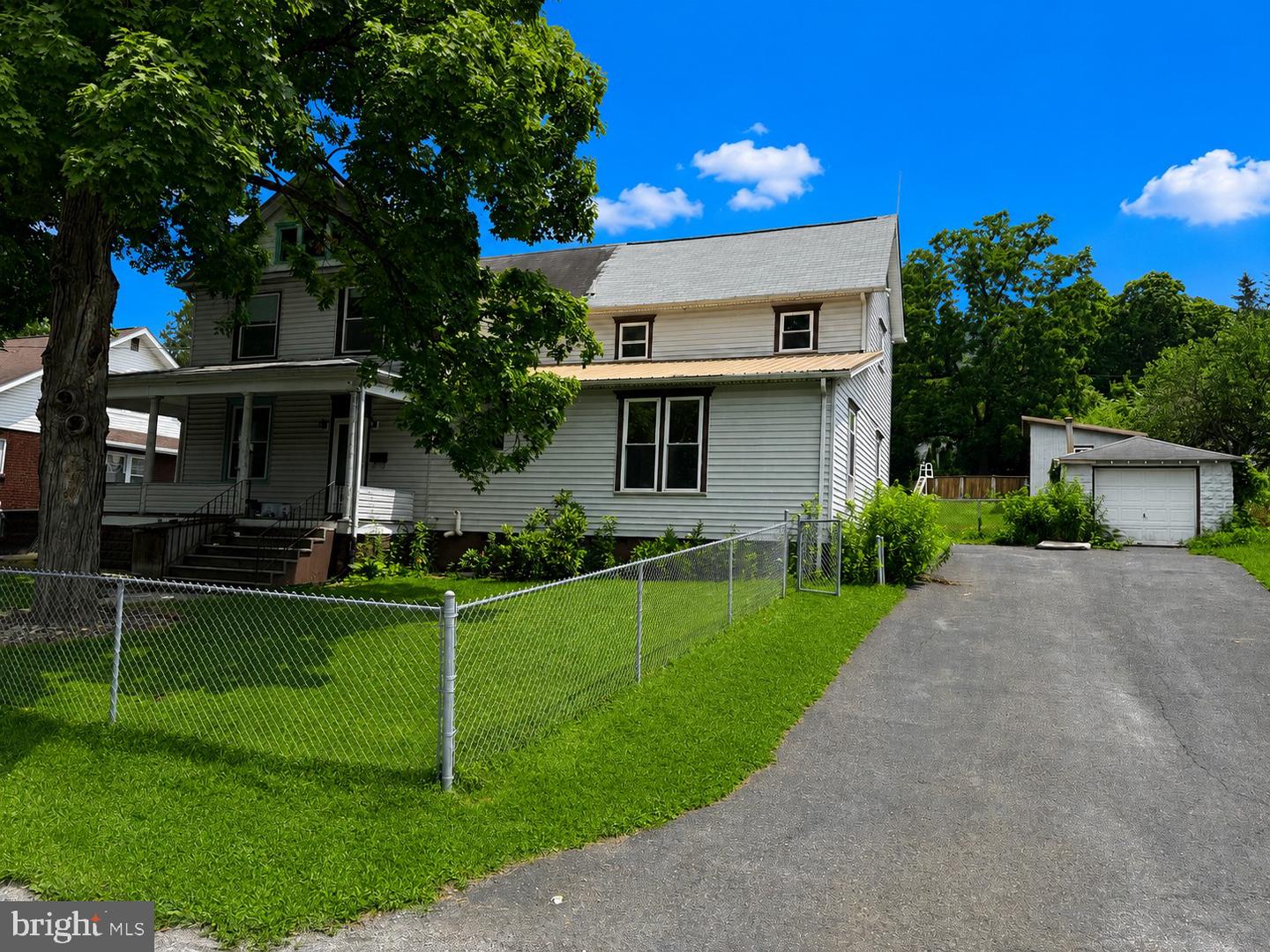 508 A St Property Photo 2