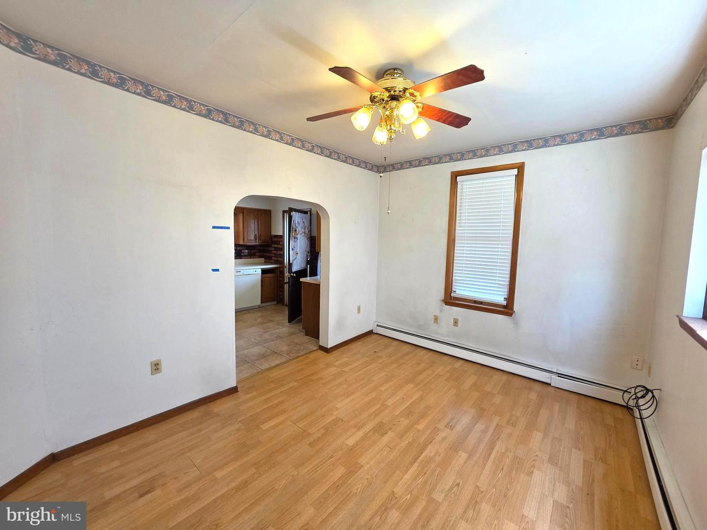137 Humbird St Property Photo 6