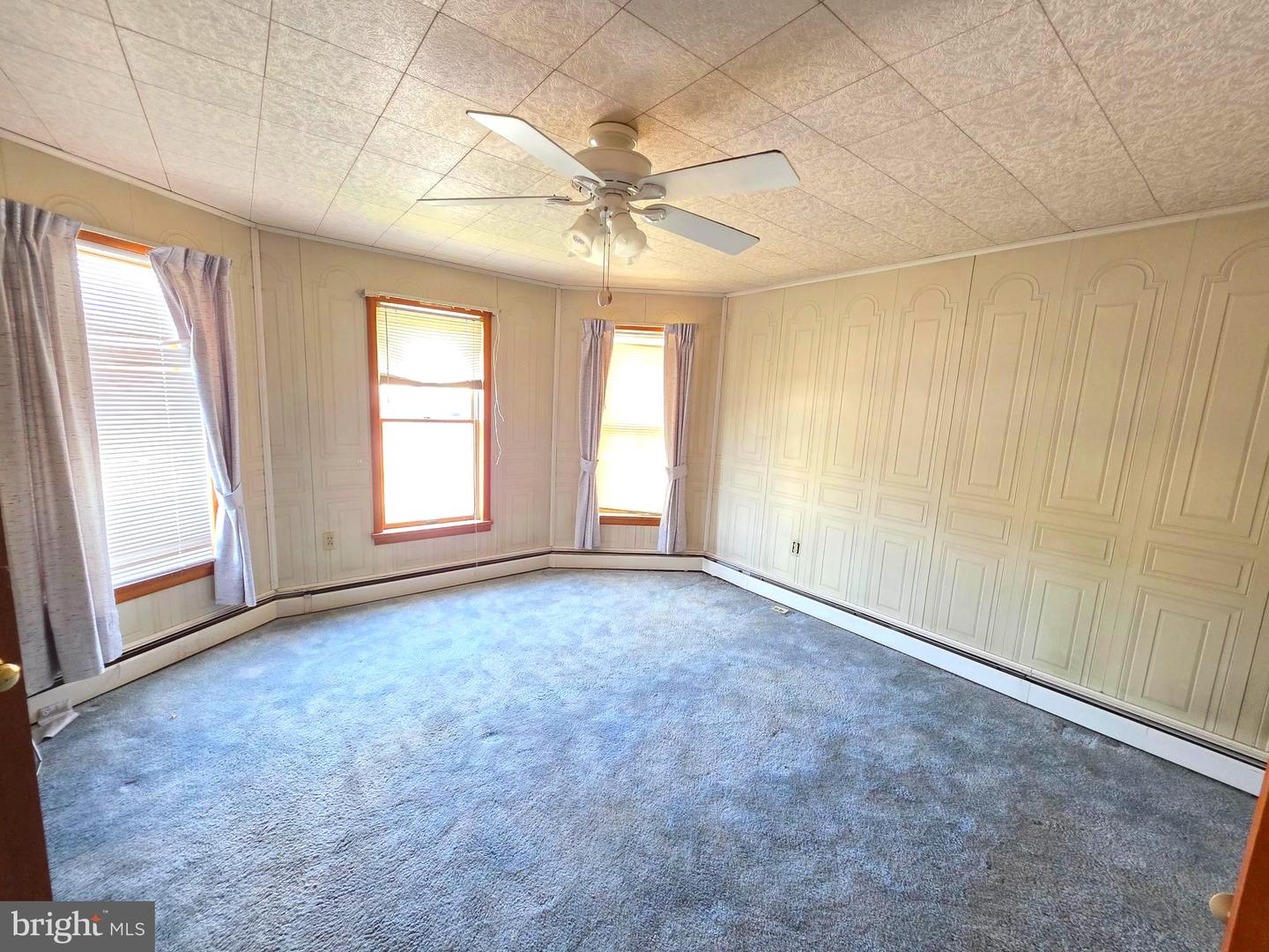 137 Humbird St Property Photo 16