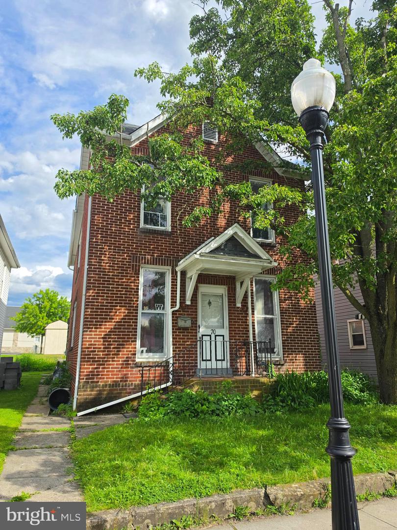 70 S Broadway Property Photo 2