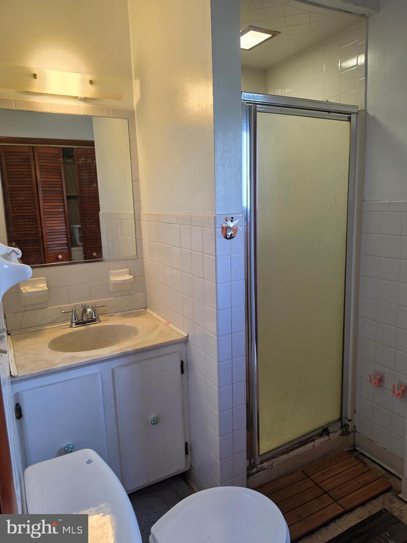70 S Broadway Property Photo 11