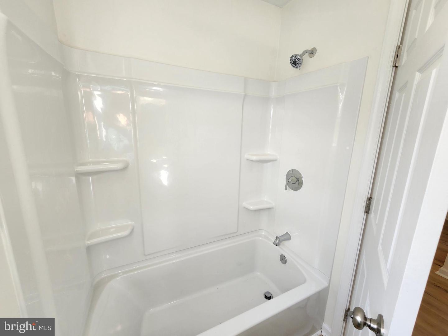 14308-l Greenfield Cres Sw Property Photo 9