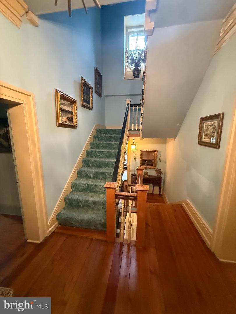 58 Frost Ave Property Photo 32