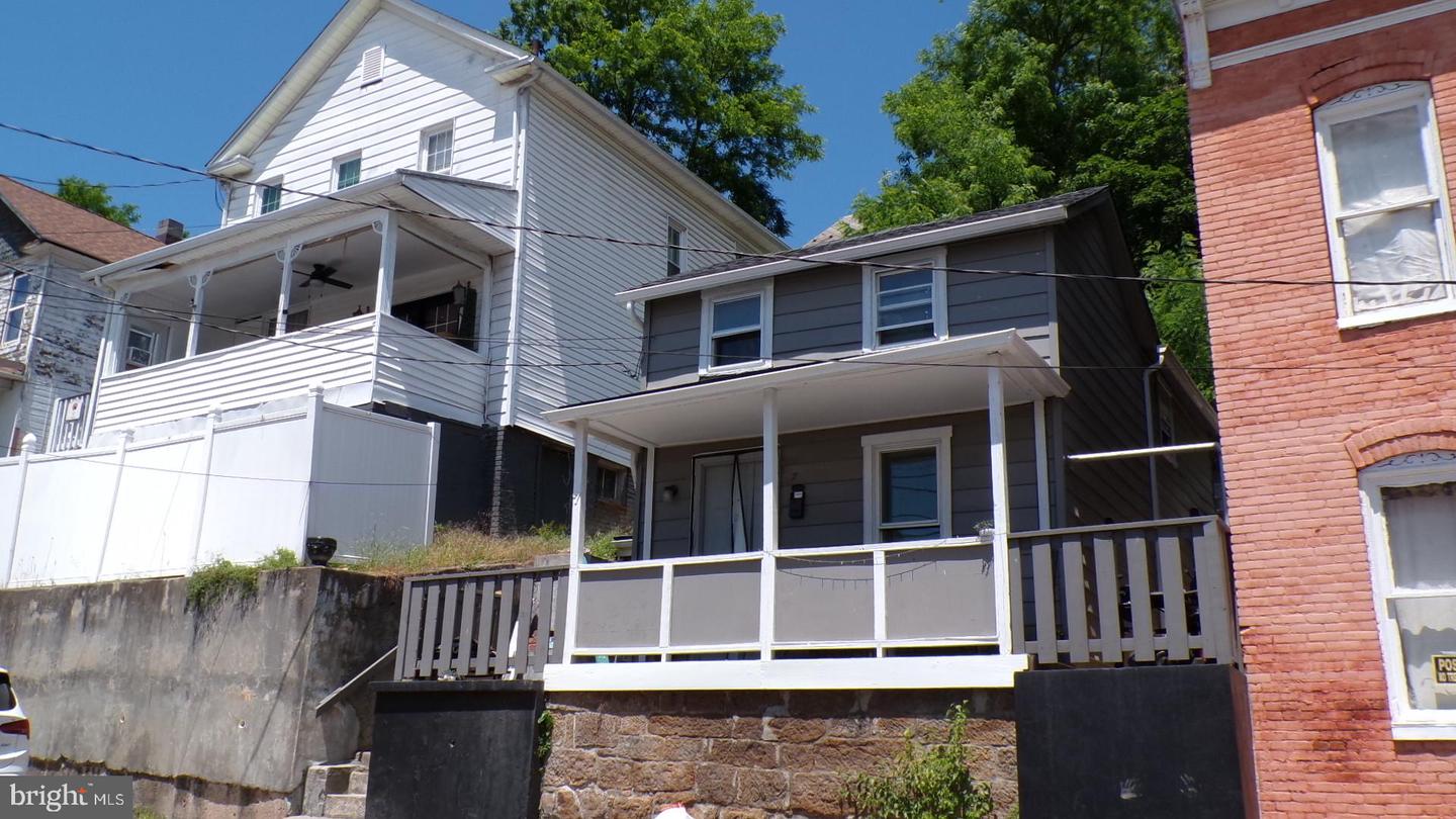 7 Bellevue St Property Photo 1