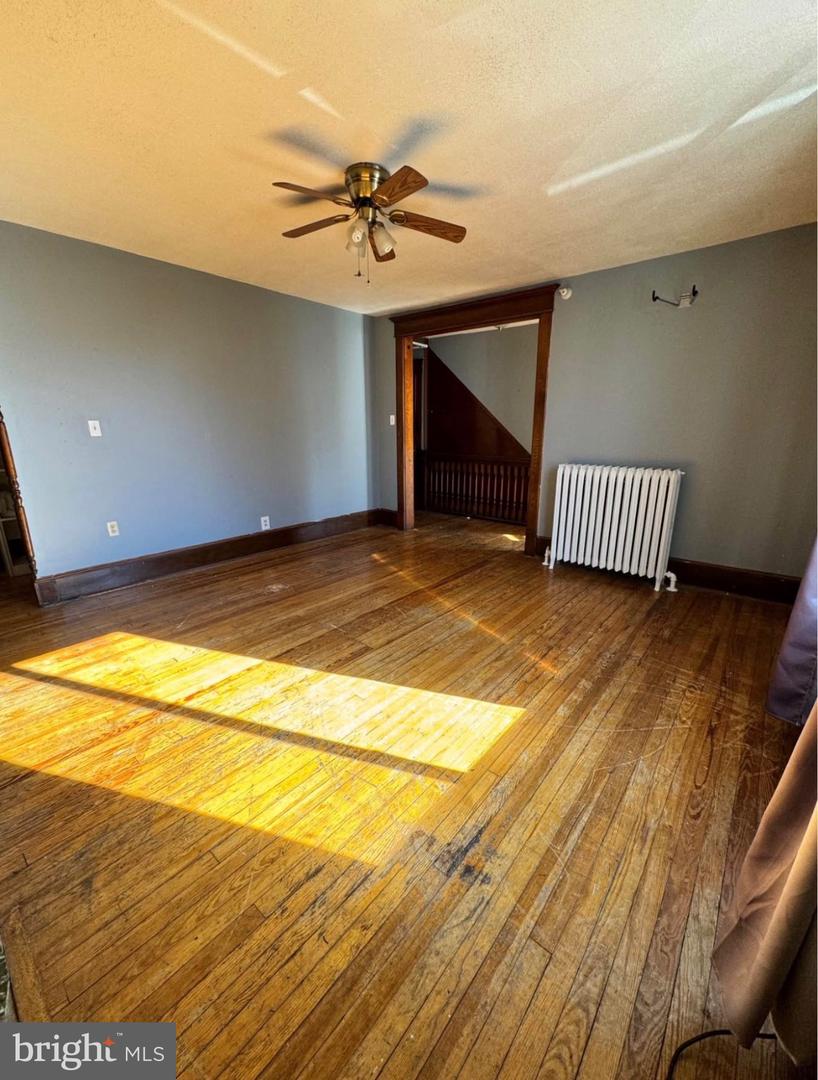 39 S Broadway St Property Photo 35