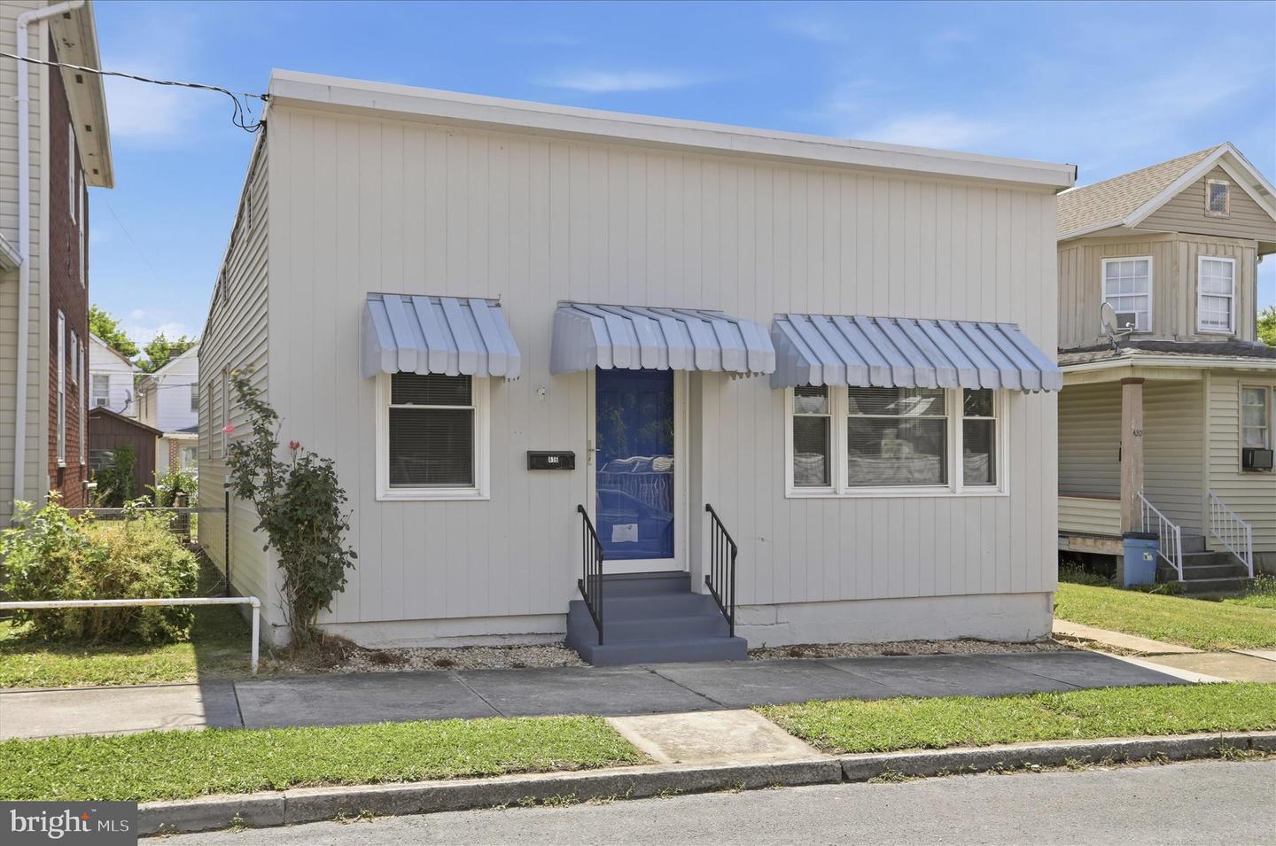 416 Race St Property Photo 2