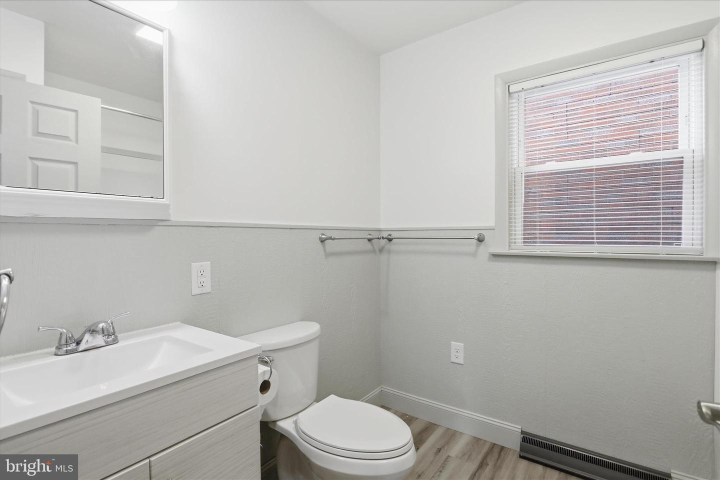416 Race St Property Photo 12