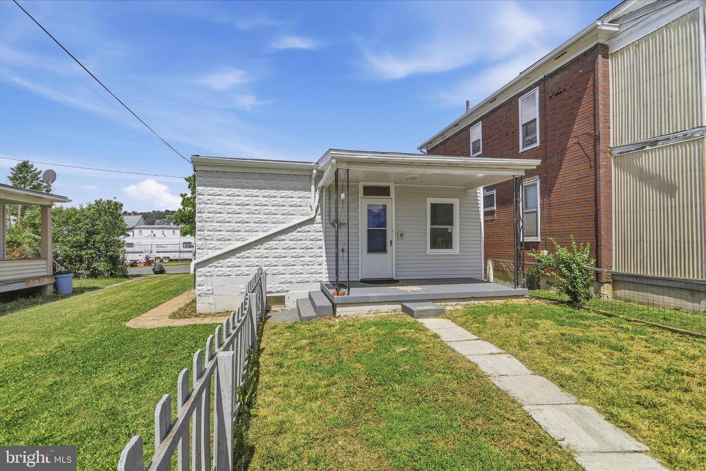416 Race St Property Photo 21