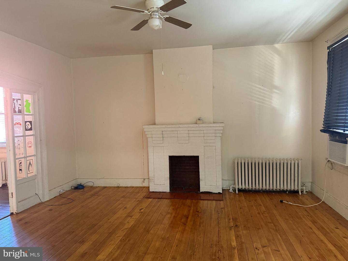 436 Columbia St Property Photo 6