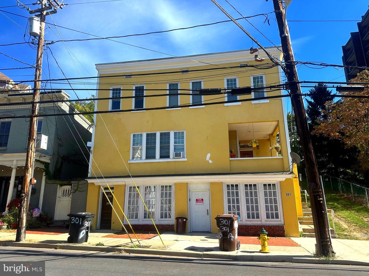 301 Baltimore Ave Property Photo 2