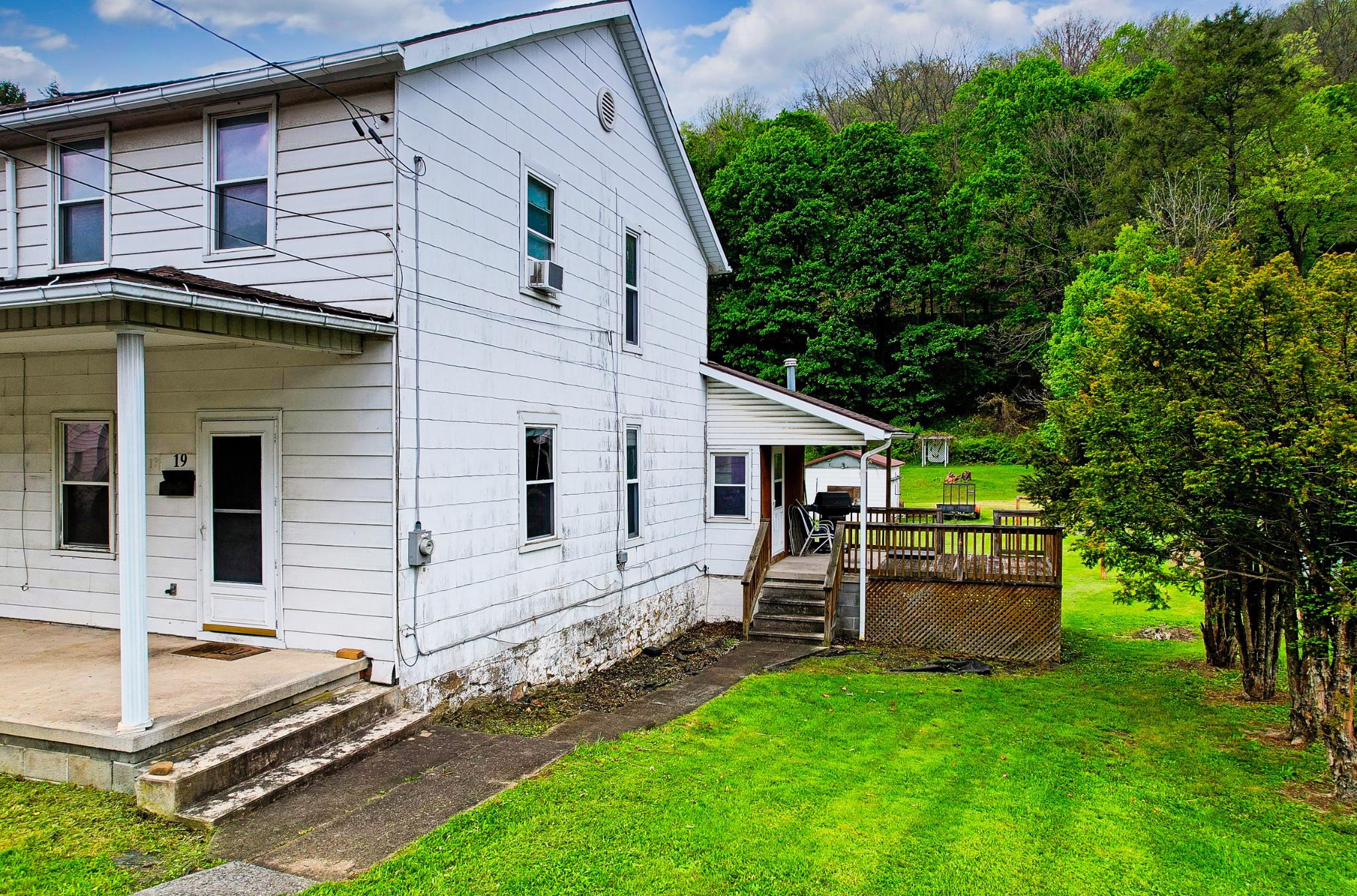 17 Park Property Photo 4