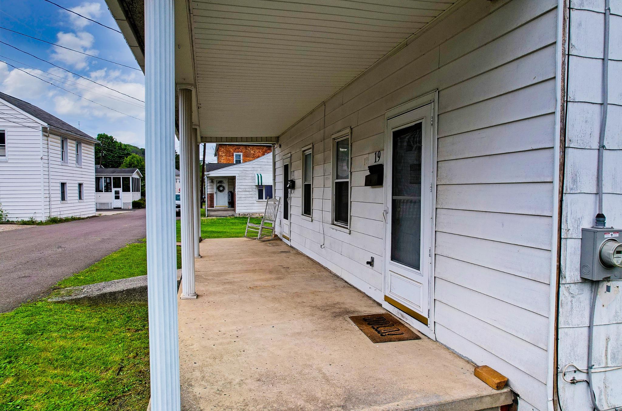 17 Park Property Photo 18