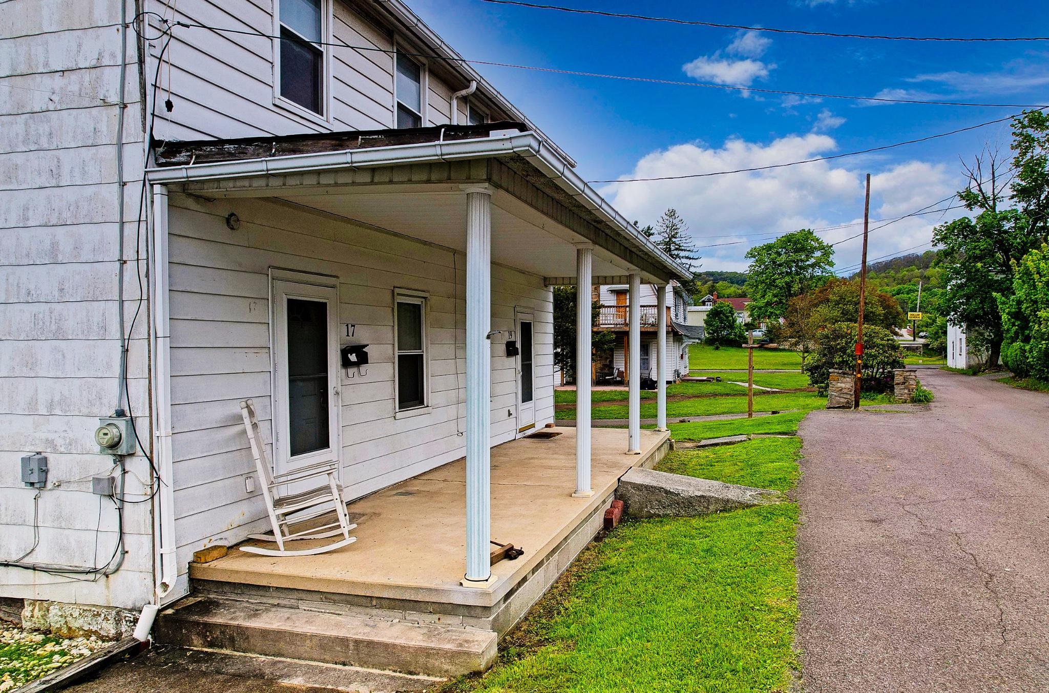 17 Park Property Photo 20