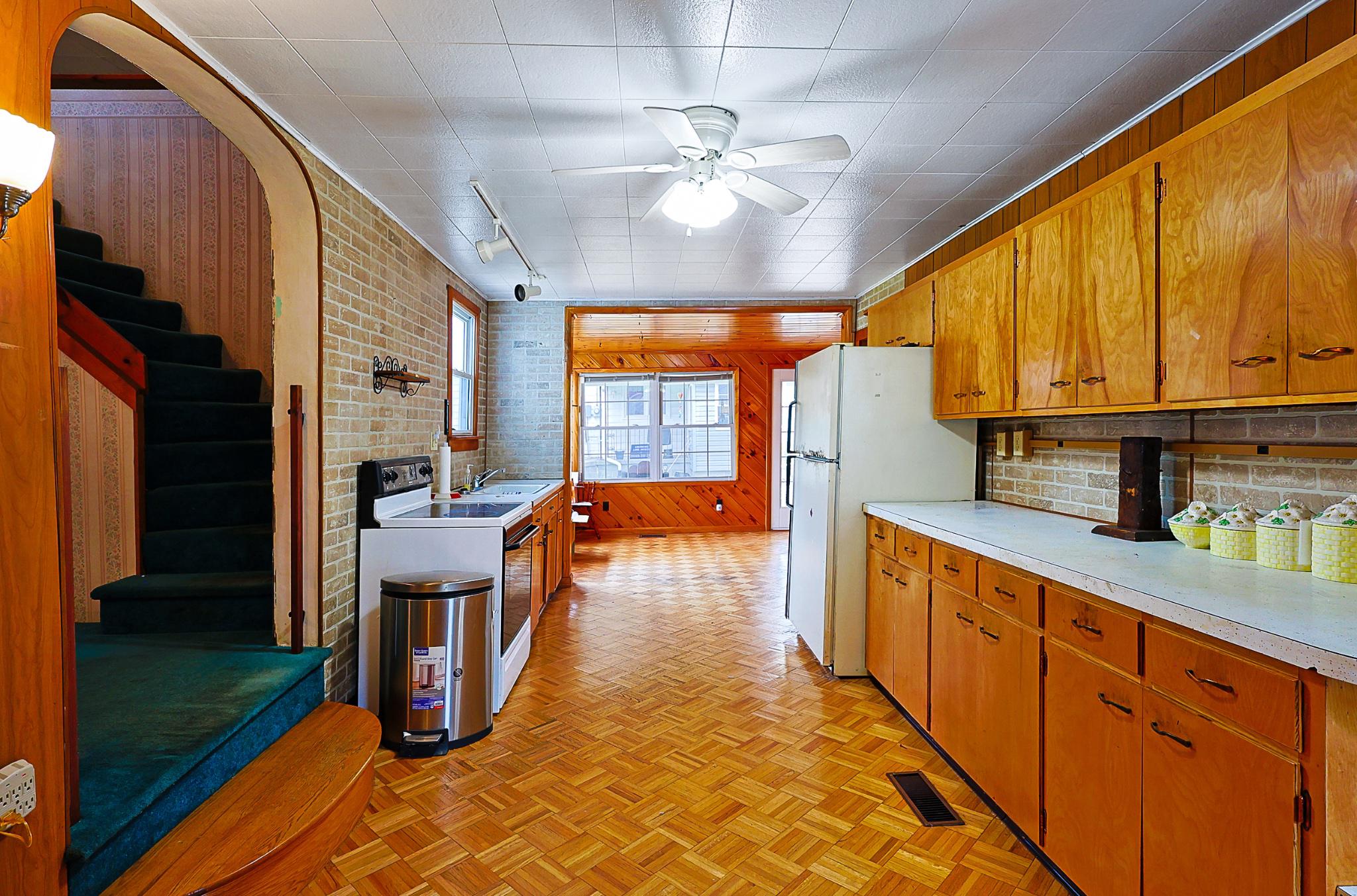 17 Park Property Photo 21