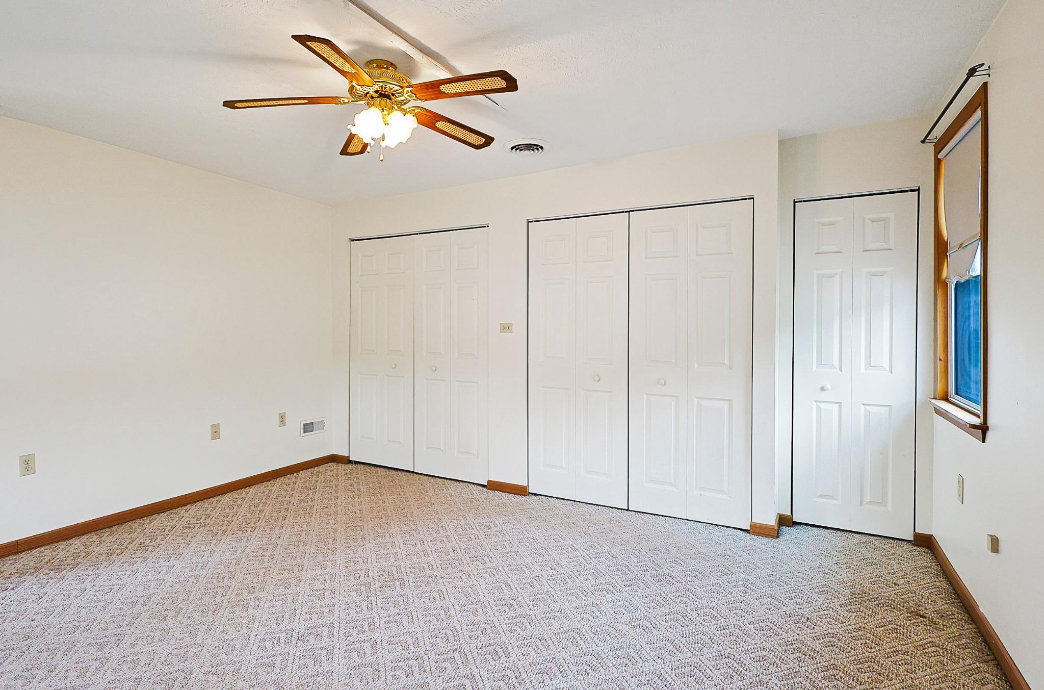 17 Park Property Photo 27