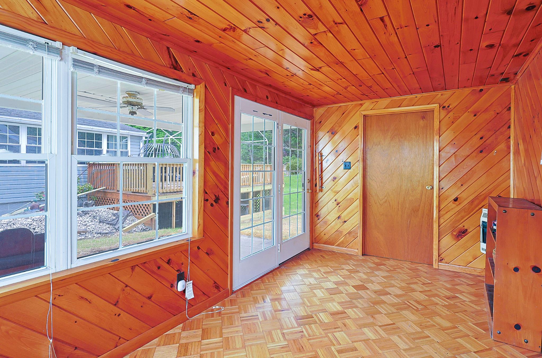 17 Park Property Photo 29