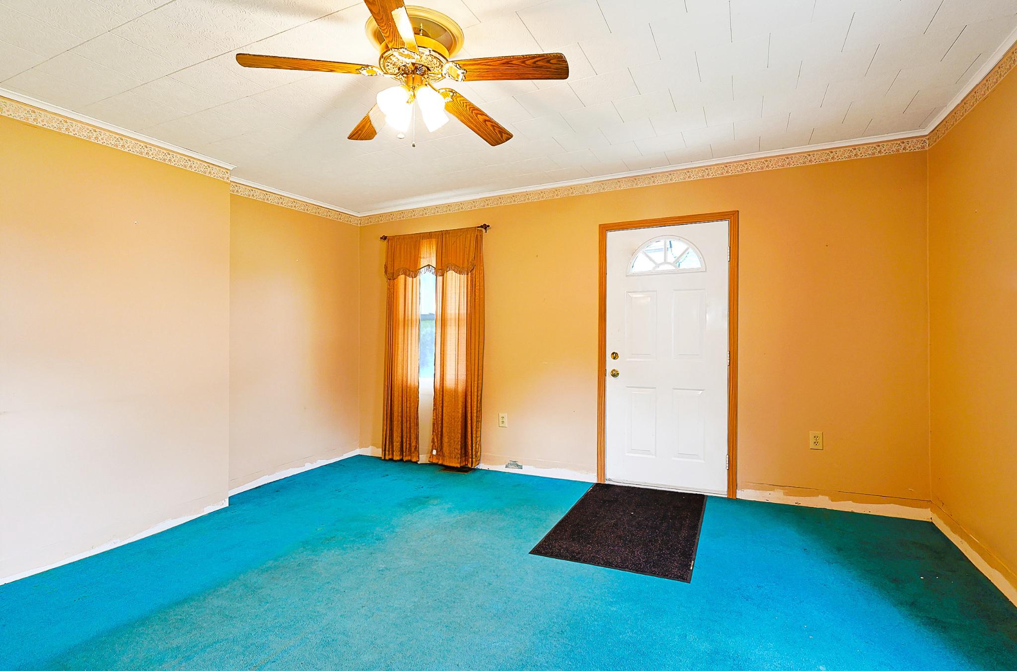 17 Park Property Photo 32