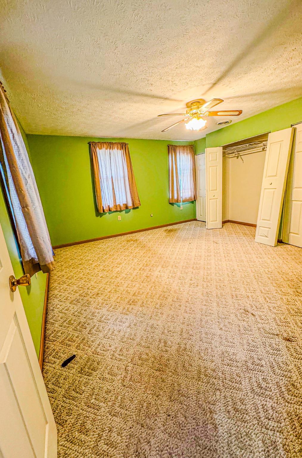 17 Park Property Photo 39