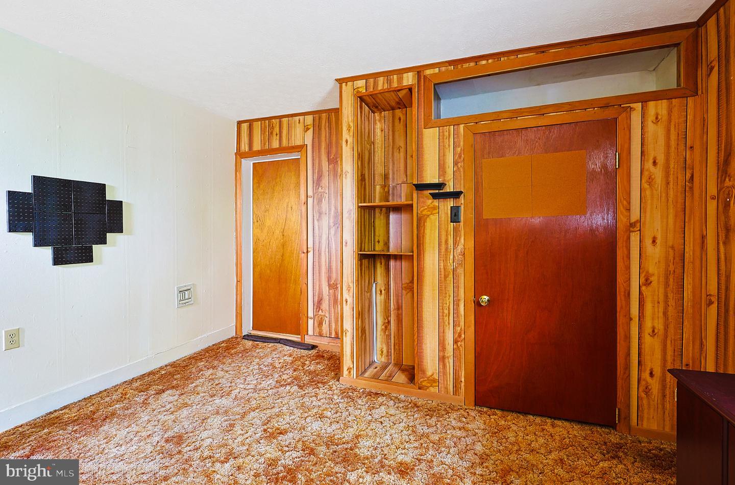 17 Park Property Photo 46