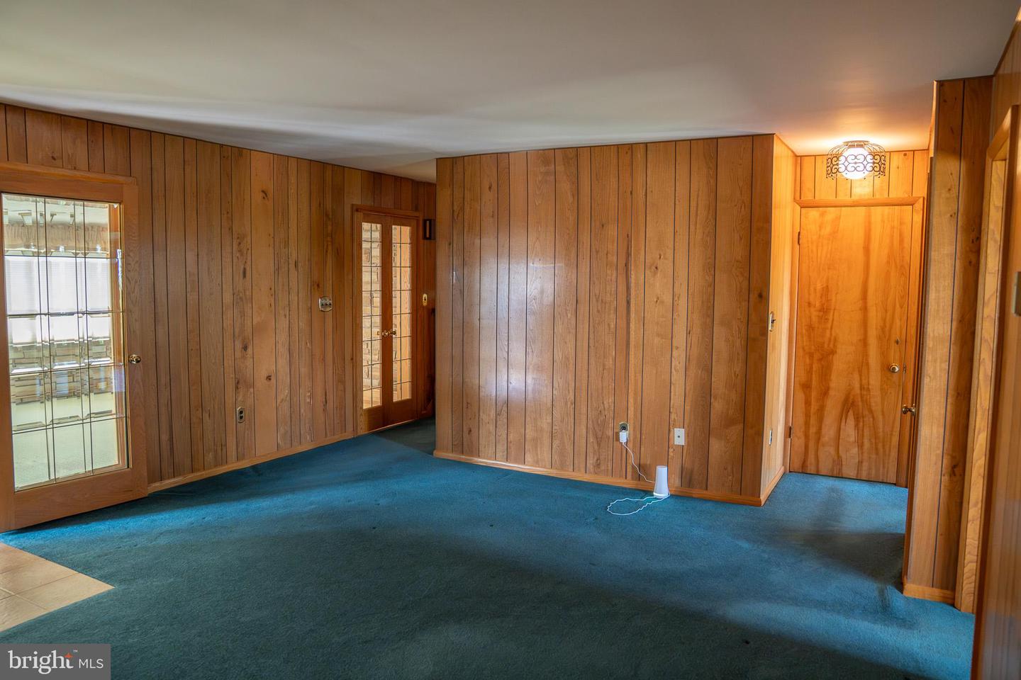 264 Armstrong Ave Property Photo 36