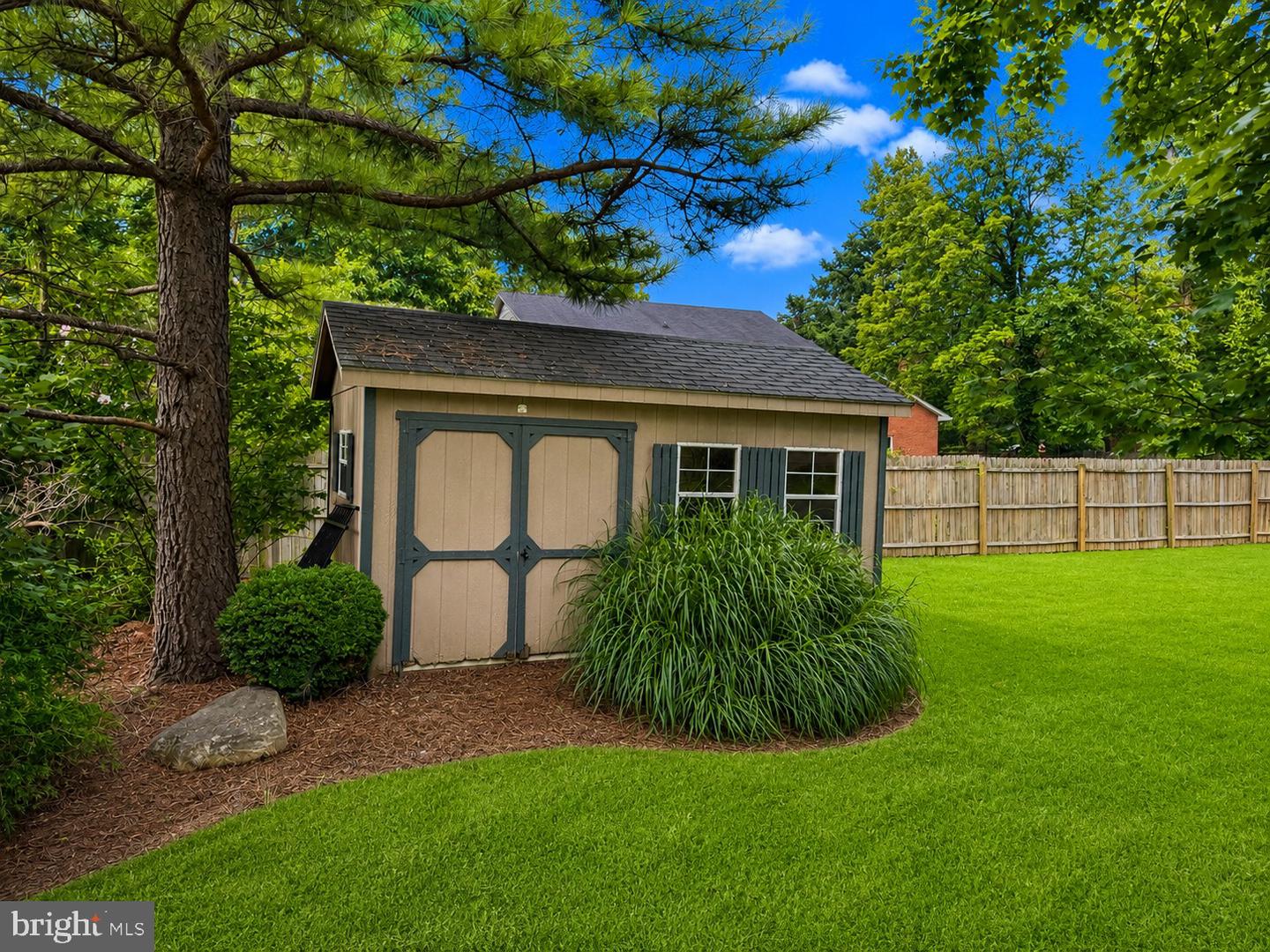 1022 Cherrywood Ave Property Photo 49