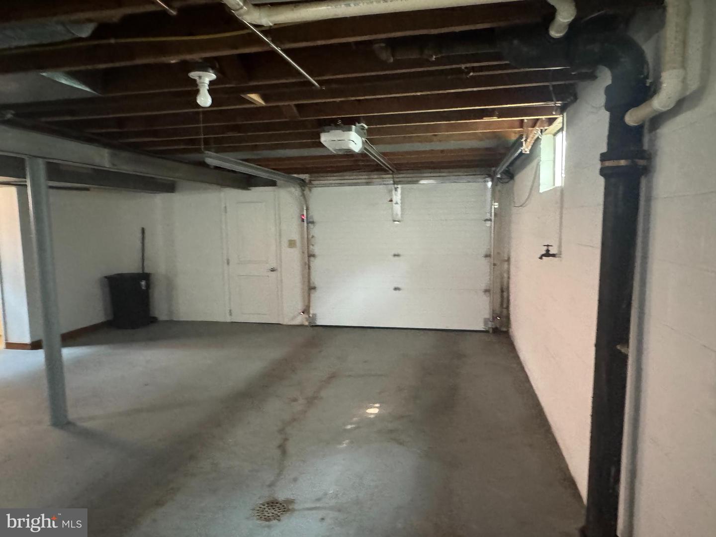 1014 Kent Ave Property Photo 14