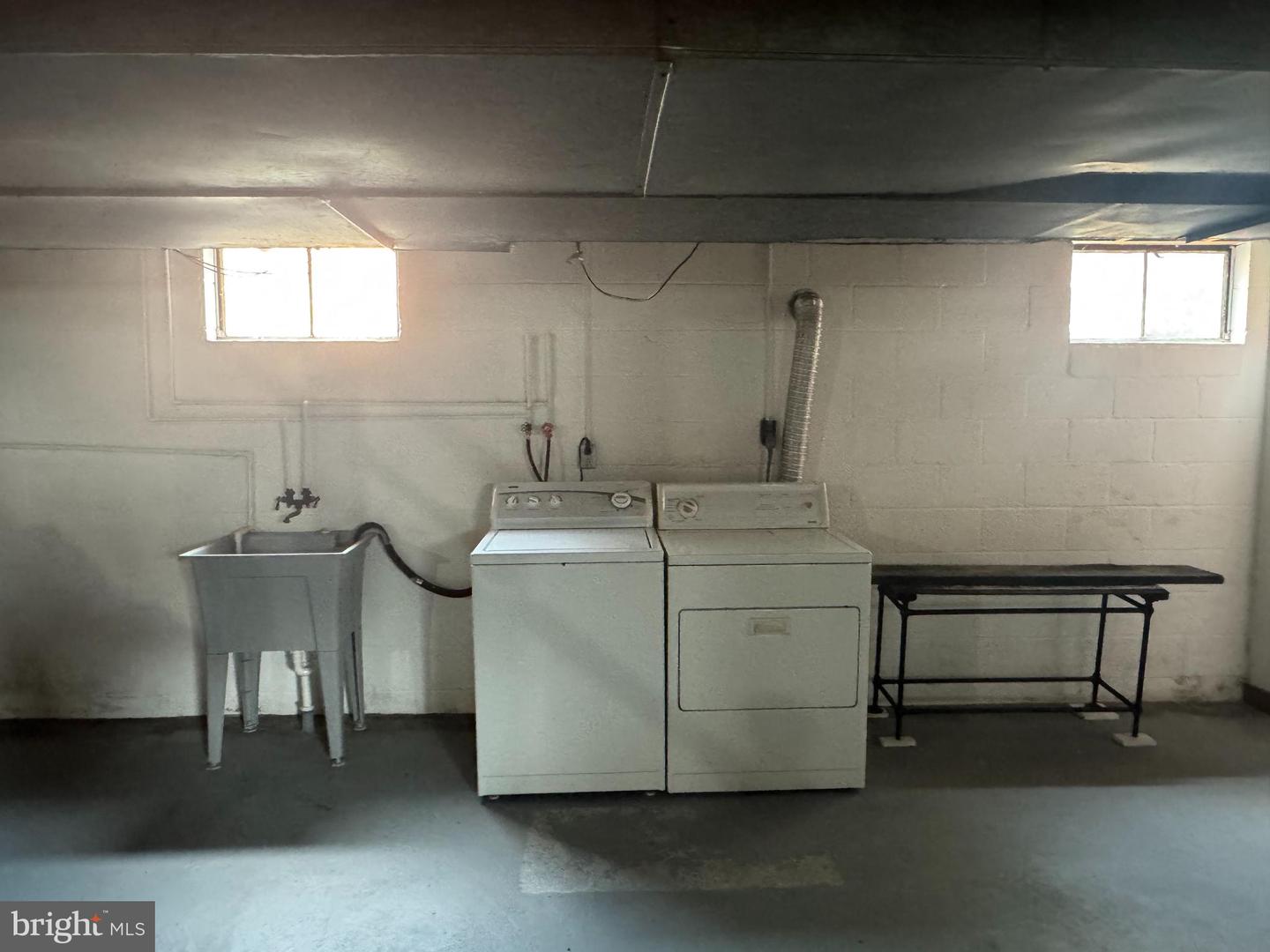 1014 Kent Ave Property Photo 17