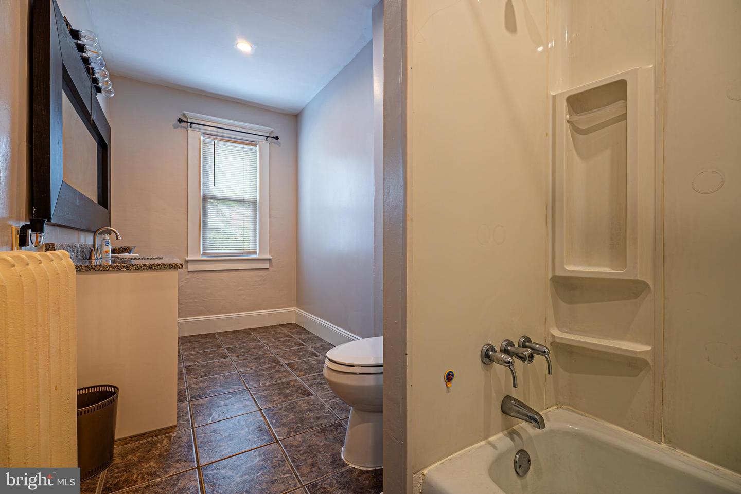 212 Schley St Property Photo 28