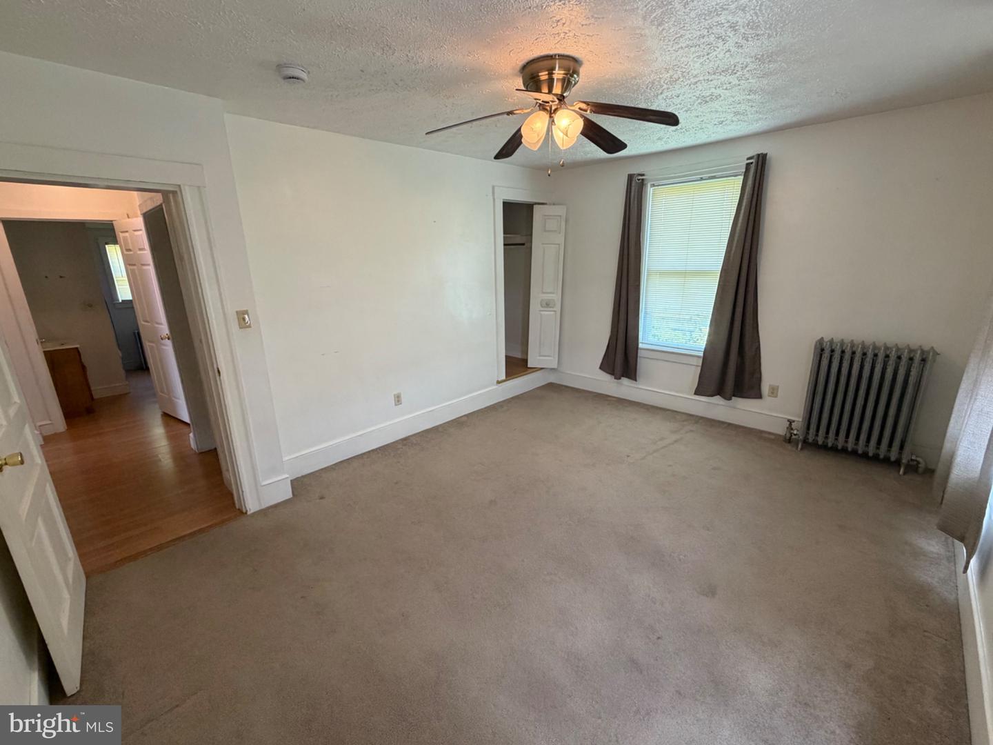 920 Bedford St Property Photo 6