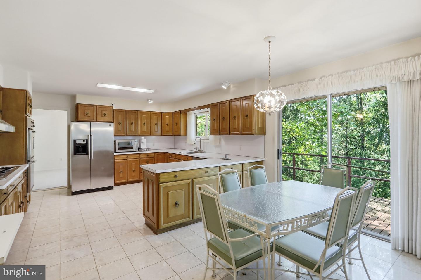 935 Dingle Park Dr Property Photo 17