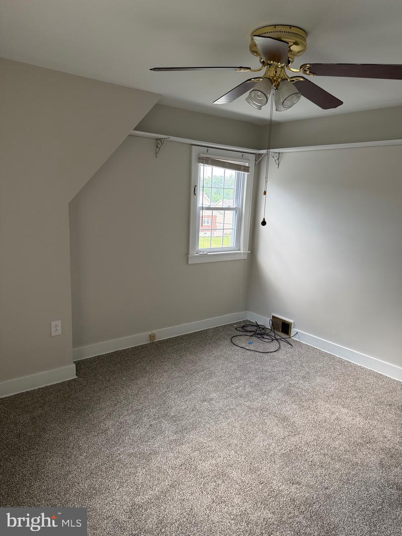 13925 Ellerslie Rd Property Photo 15
