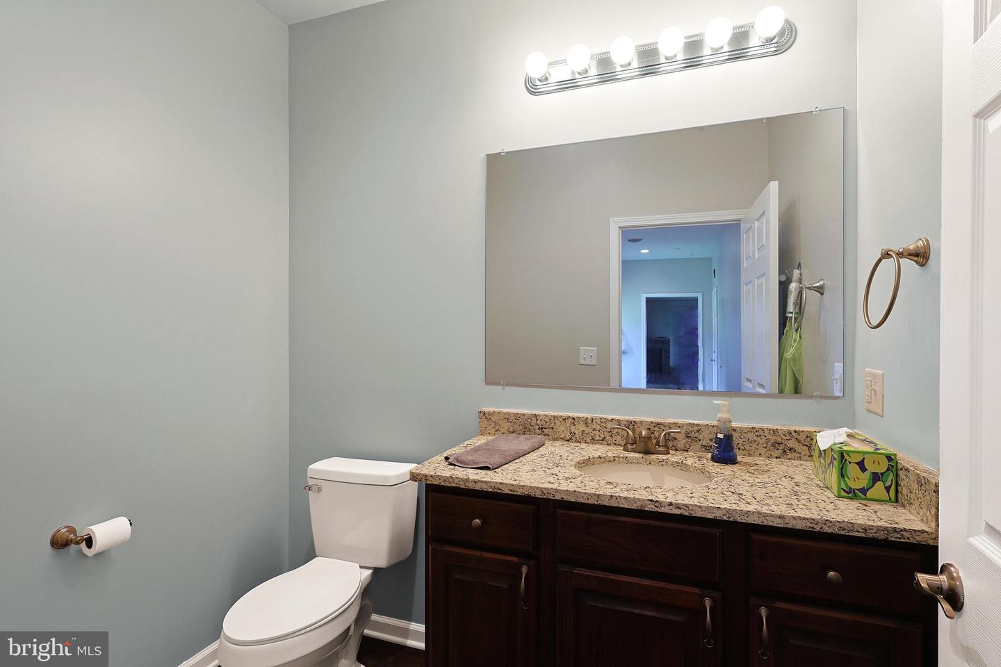 93 Candlewick Ct Property Photo 28