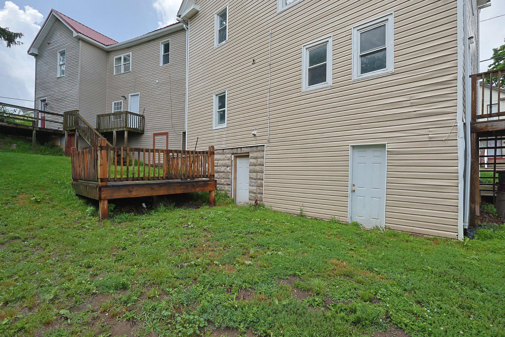 34 Maple St Property Photo 12