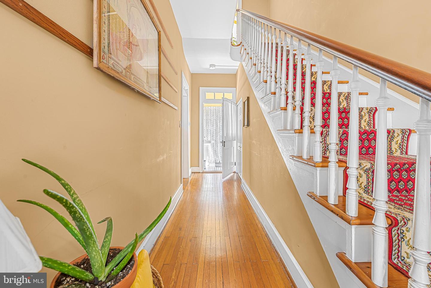 11 S Smallwood St Property Photo 3