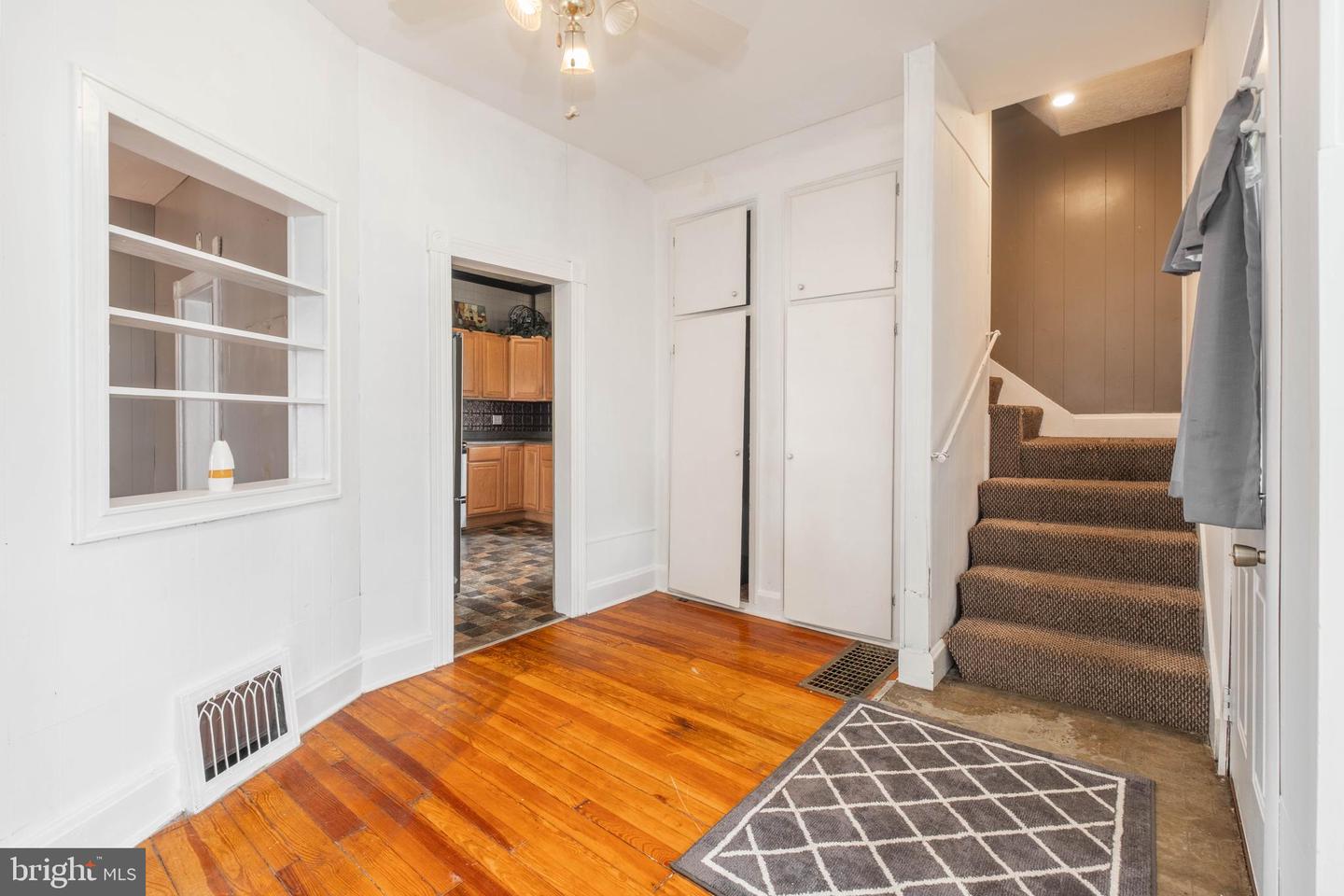 121 Humbird St Property Photo 10