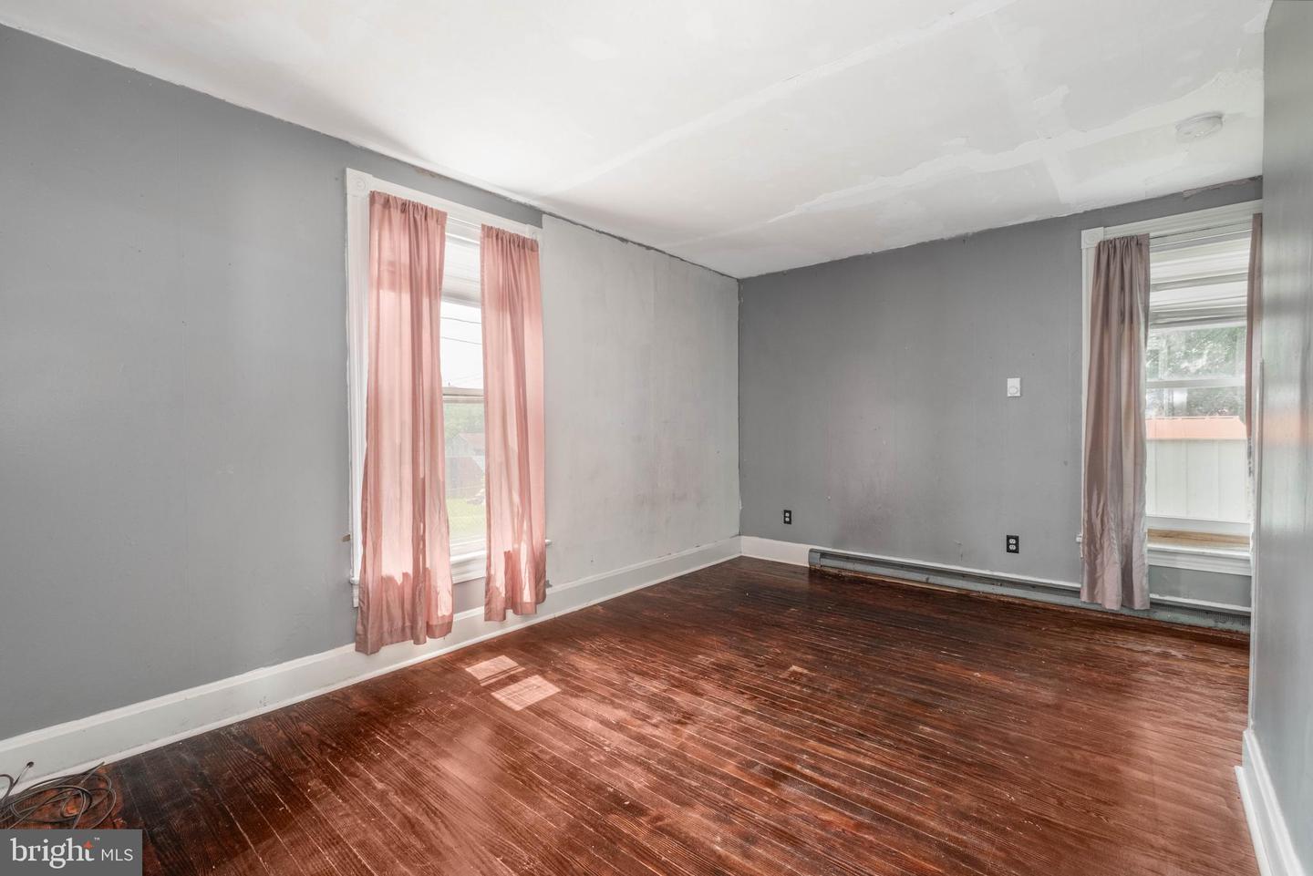 121 Humbird St Property Photo 17