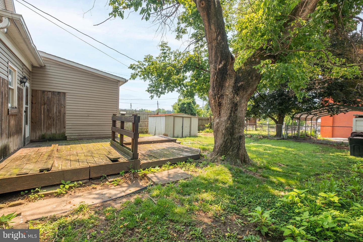 121 Humbird St Property Photo 41