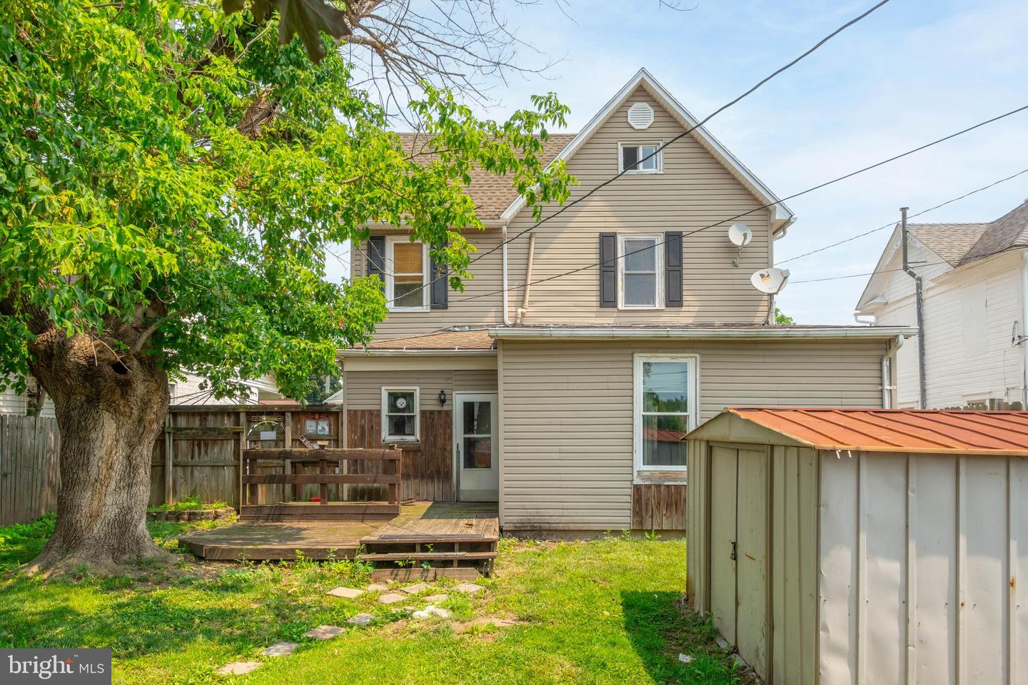 121 Humbird St Property Photo 43