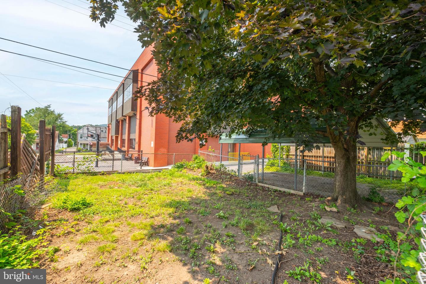 121 Humbird St Property Photo 46