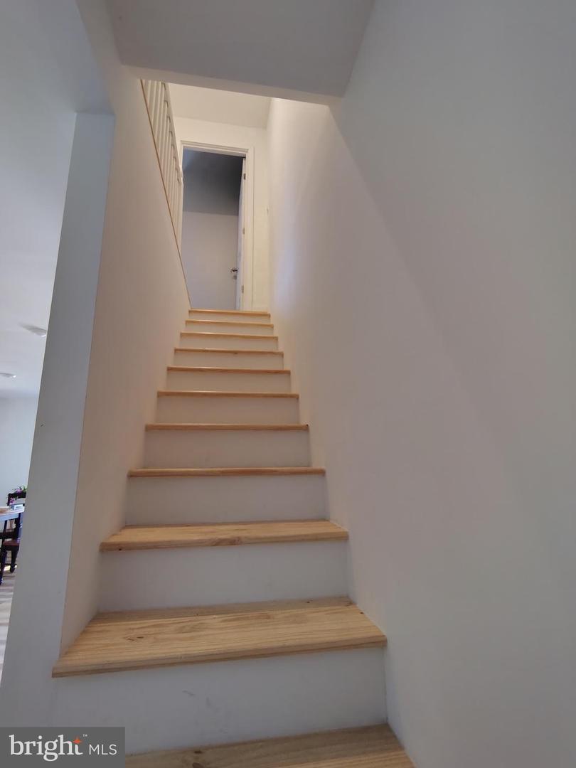 465 Baltimore Ave Property Photo 18