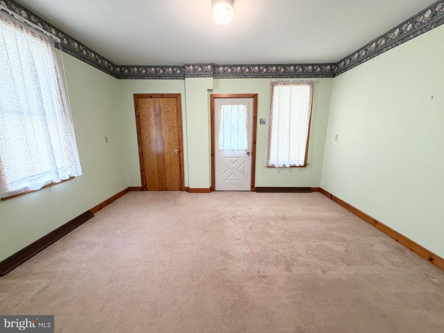 100 Mount Pleasant St Property Photo 16