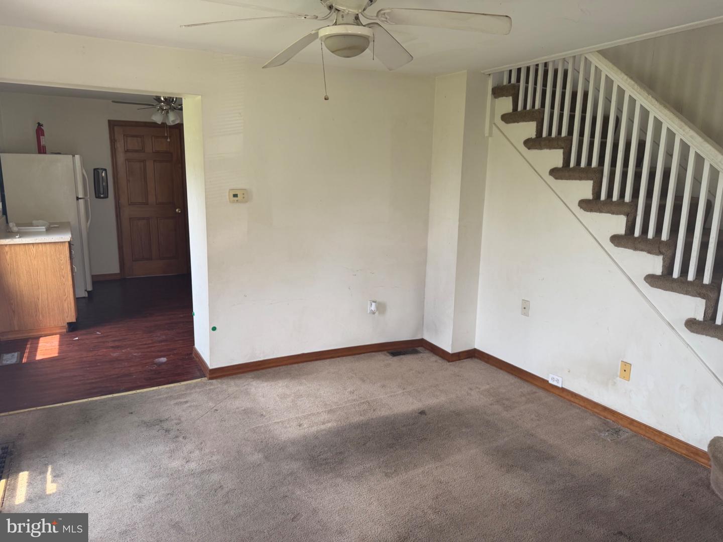 313 S Cedar St Property Photo 3