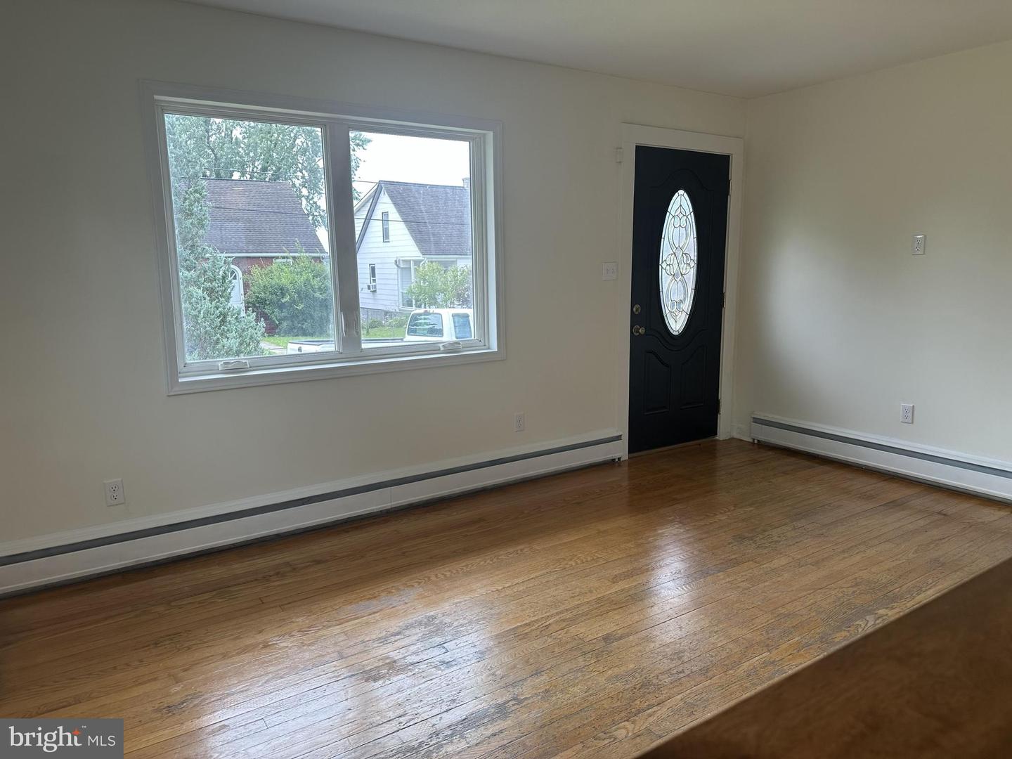626 Elwood St Property Photo 11