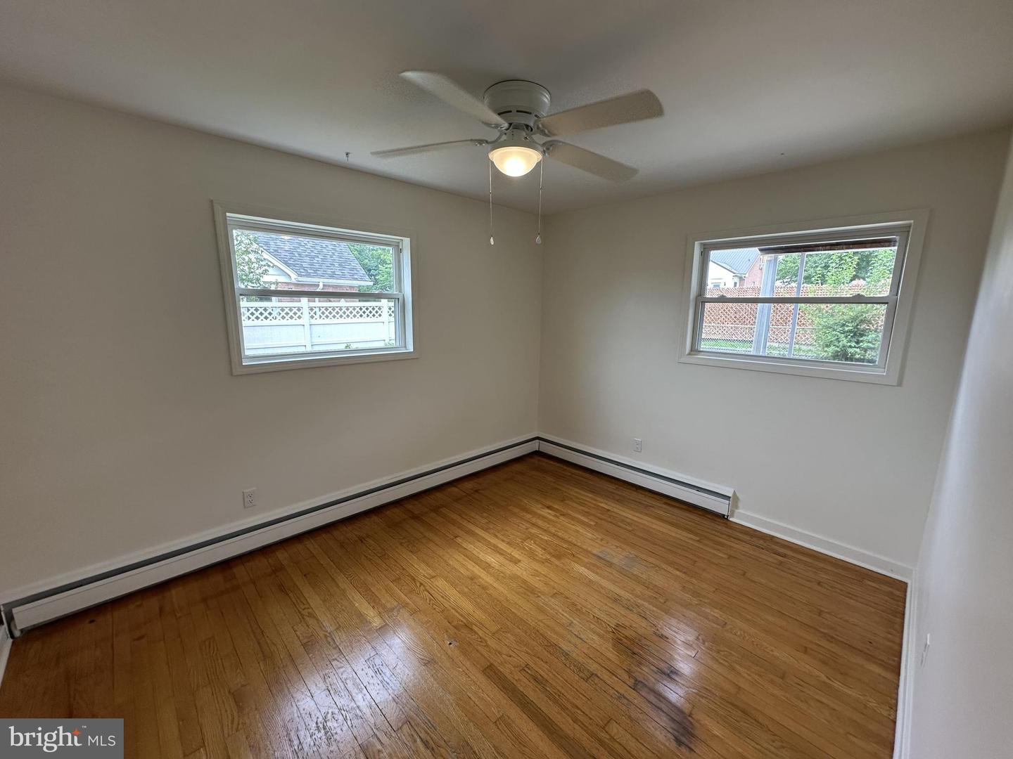 626 Elwood St Property Photo 14