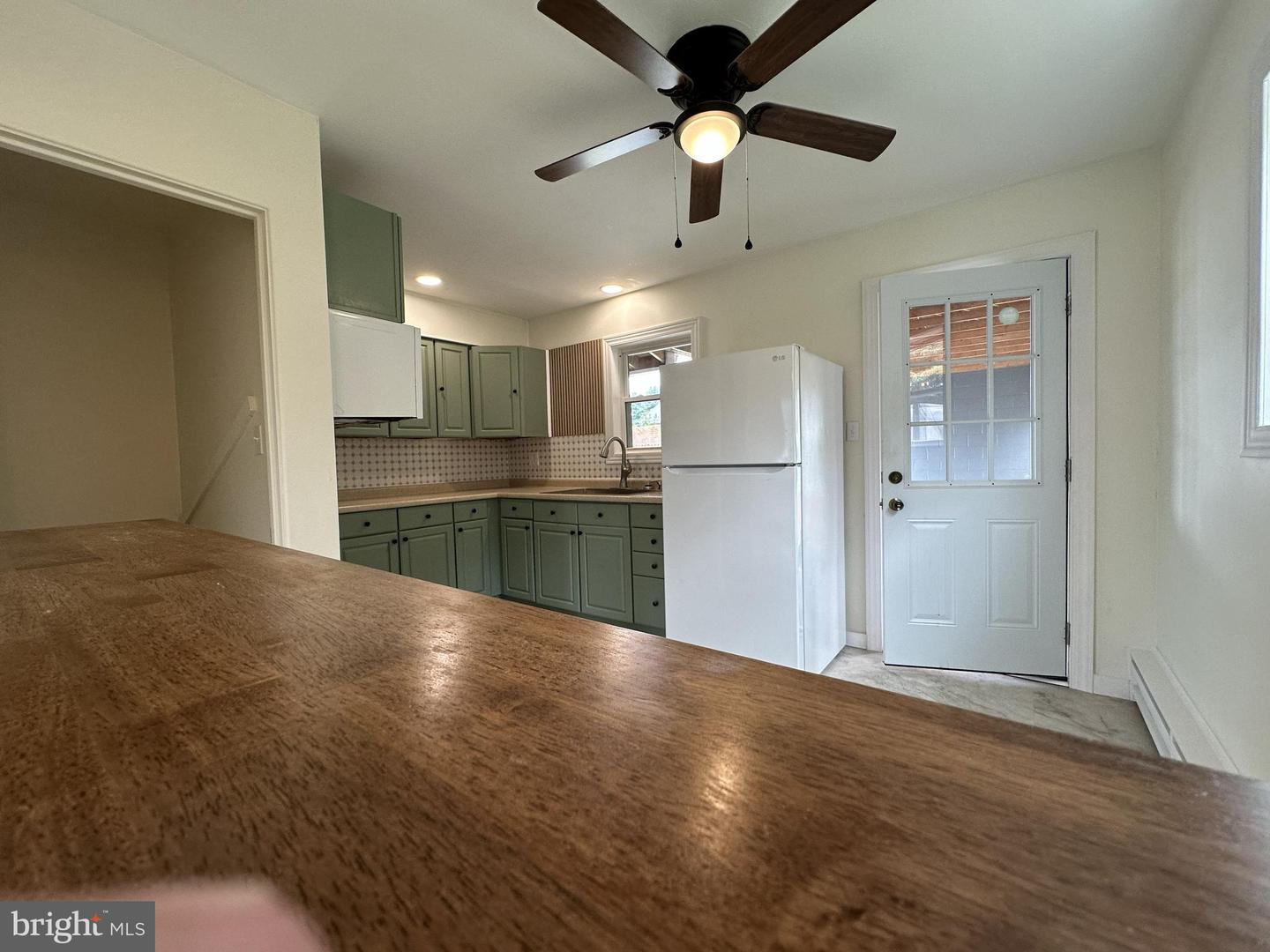 626 Elwood St Property Photo 20