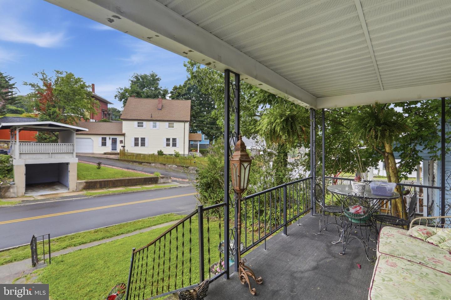 805 Fayette St Property Photo 10
