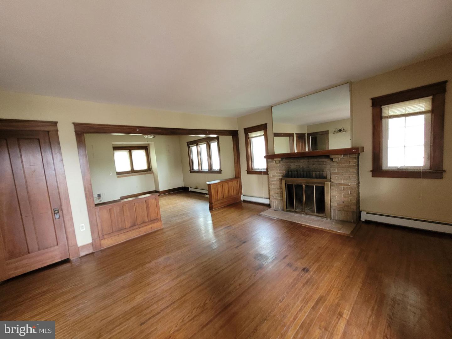 885 Braddock Rd Property Photo 10